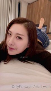 一个人生活的男人的房间乳头硬邦邦！！爆乳人妻家政妇ちなみん